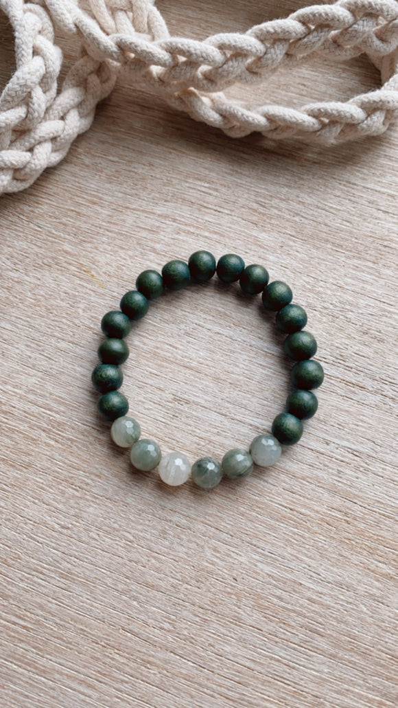 Green Agate Gemstone + Green Sandalwood Bracelet